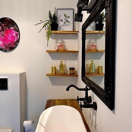 Cosy Place In Small Town *